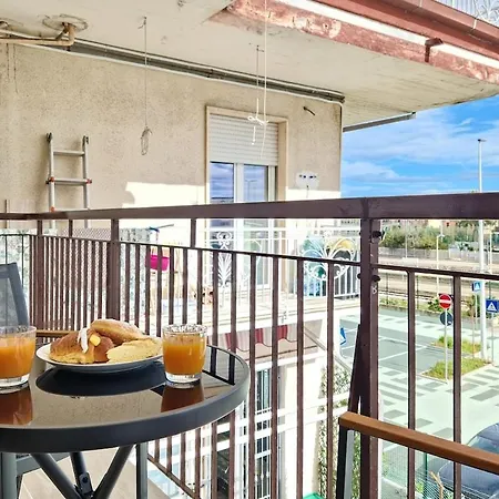 Centro Wi-fi Train Station Near The Sea * San Benedetto del Tronto